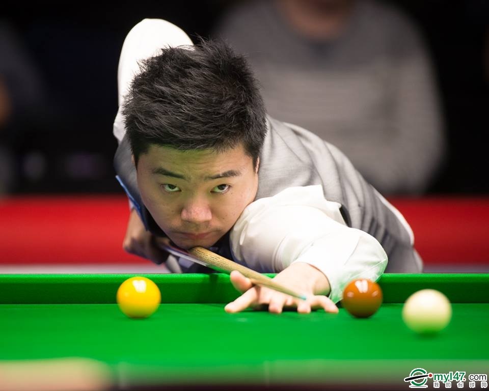 这反映了球 这反映了球