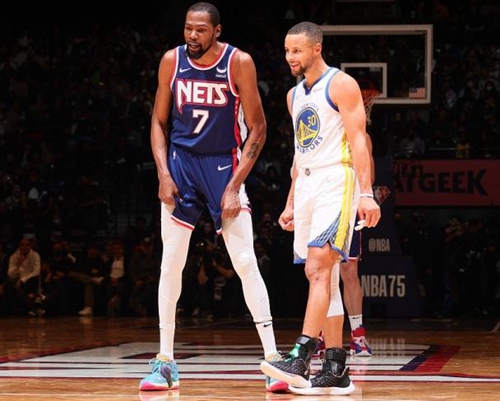 很多球迷原 很多球迷原