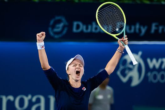 亚萱的表现 亚萱的表现