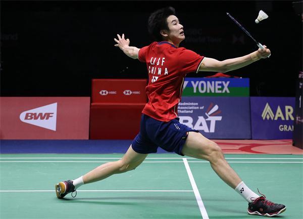 越一二垒间 越一二垒间